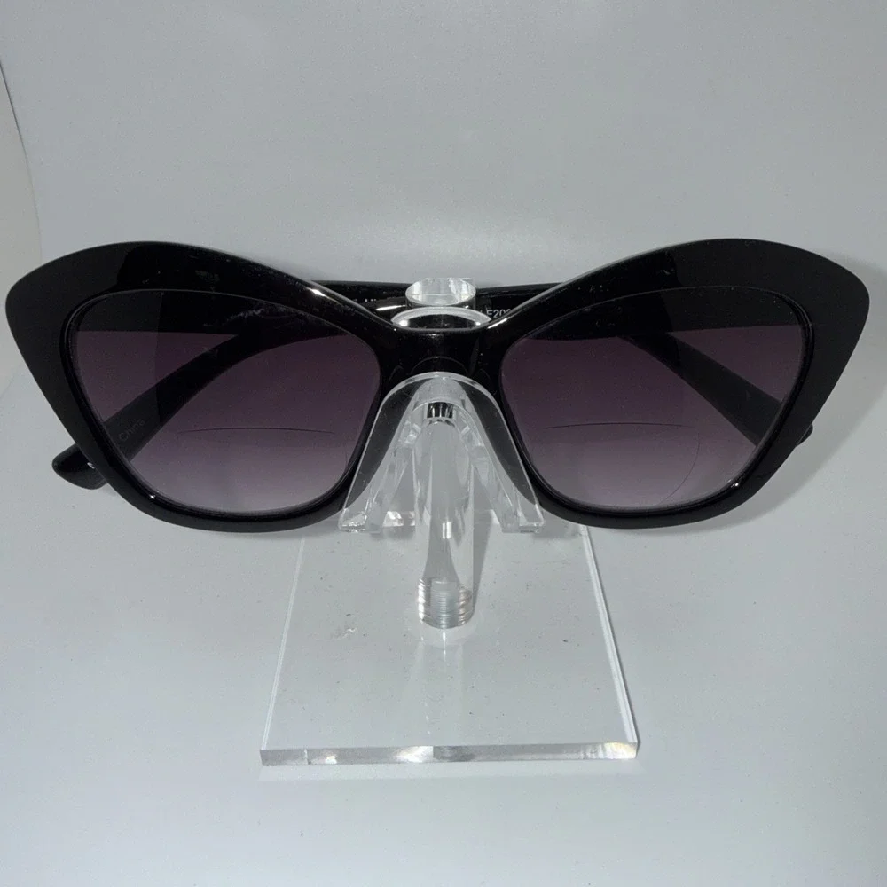 LA DEESSE Luxury Genuine Sunglass Readers +2.00 Exclusive Black Oversized CatEye